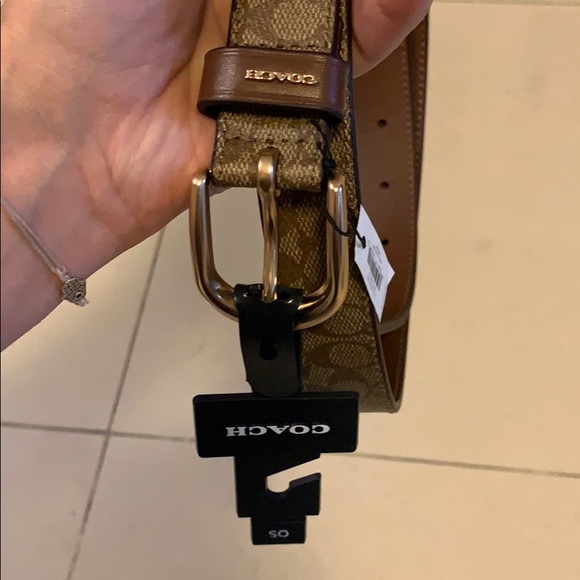 NWT coach belt size medium - Picture 2 of 4